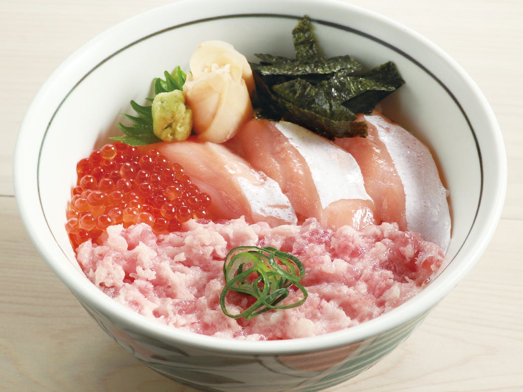 目利きの銀次_いくらとサーモンまぐろたたき丼