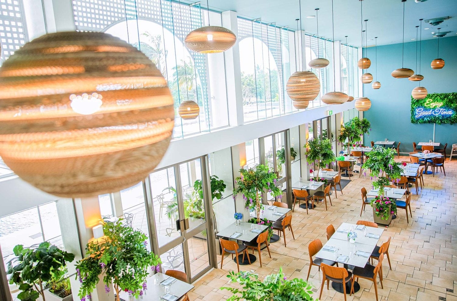 Cairns Harbourside Hotel