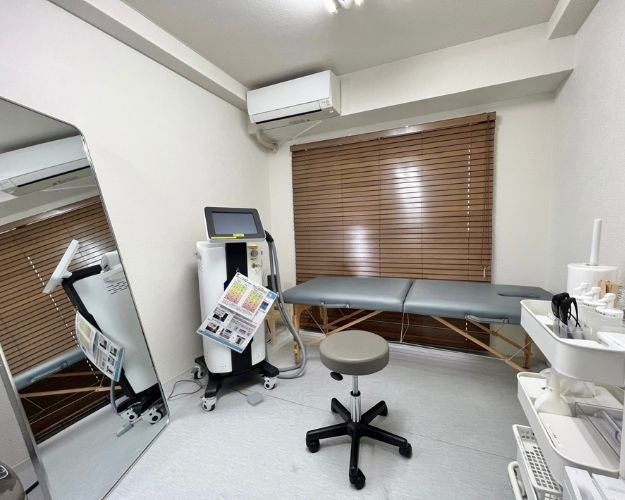 セルフ脱毛サロンONESELF新宿南口店