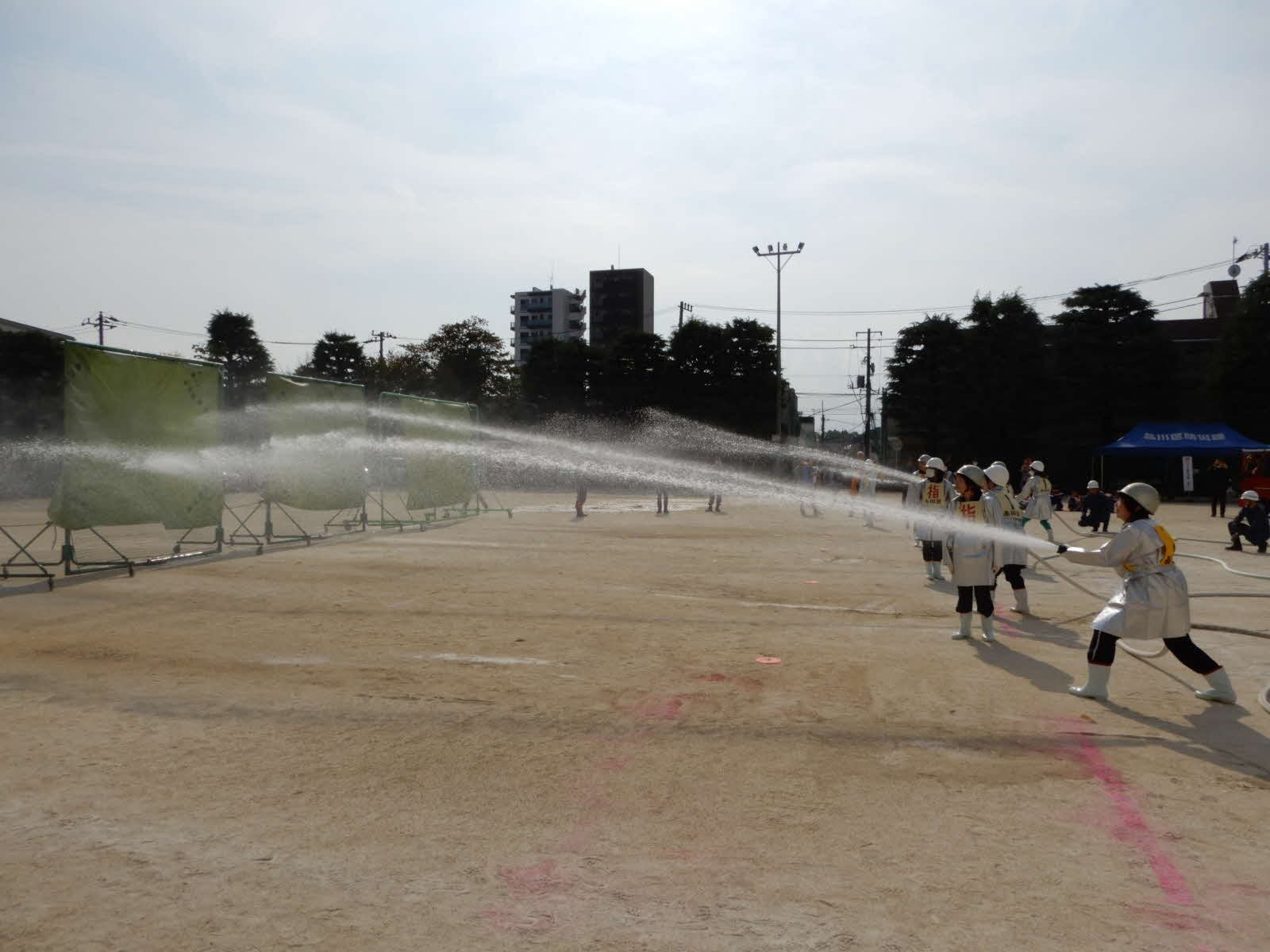 品川区×モビマル、初の連携防災訓練 防災キッチンカーでアルファ化米メニューを提供