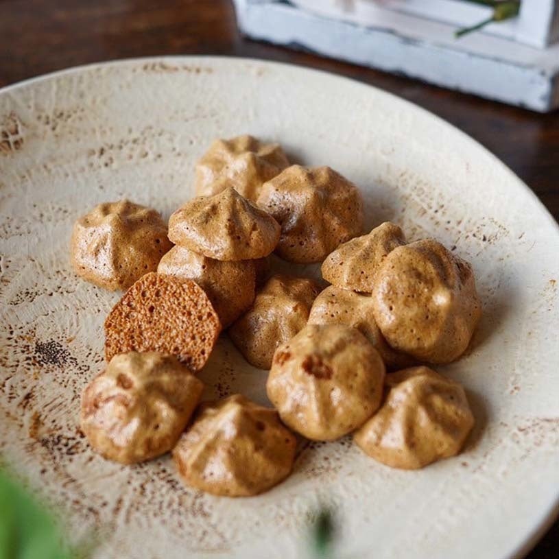 黒糖ココナッツメレンゲ