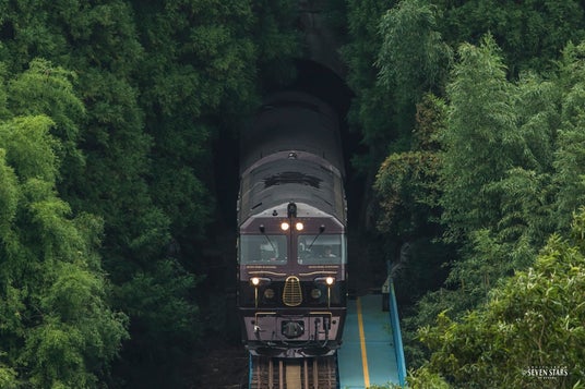 BMMと『家庭画報』、「ななつ星 in 九州」で描く特別な旅を海外富裕層へ BMMと『家庭画報』、「ななつ星 in 九州」で描く特別な旅を海外富裕層へ