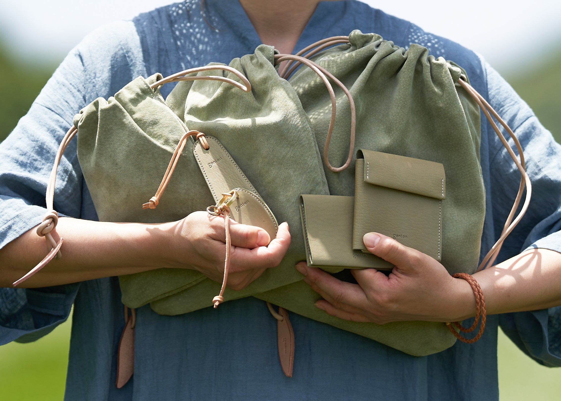 genten＋ITOEN」茶殻をリサイクルしたレザーグッズを数量限定で発売  