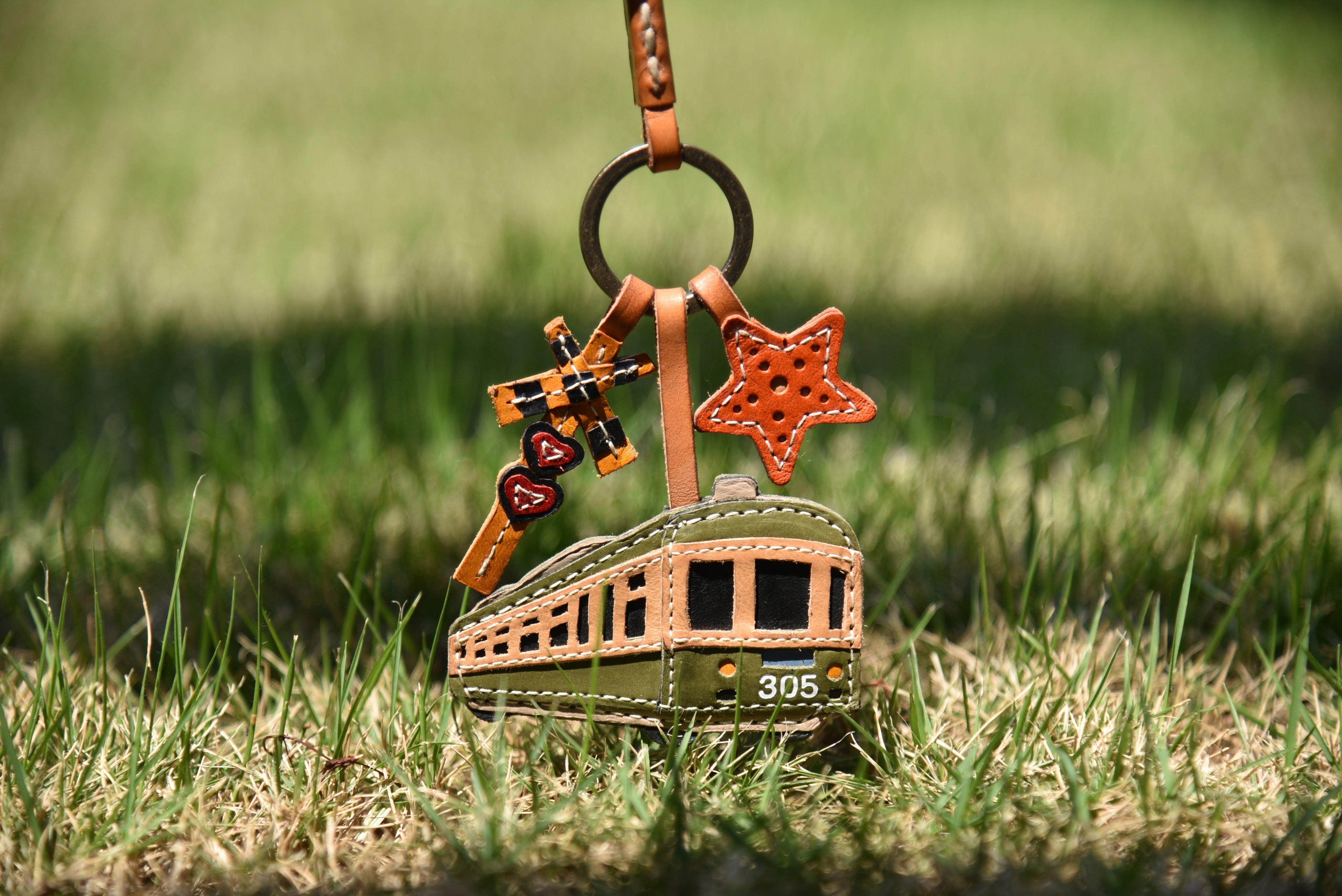 革製品ブランド【genten】から『江ノ電』と『ドクターイエロー』の鉄道