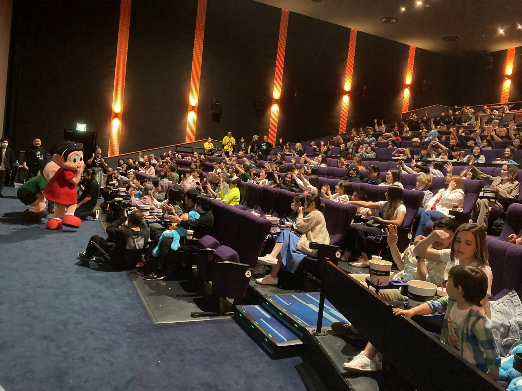 ブラジルの国民的漫画家マウリシオ・デ・ソウザ氏が来日在日ブラジル人のための映画上映会&トークショーを開催