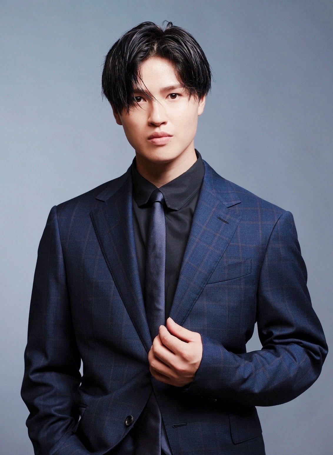 土屋神葉（ナレーター）