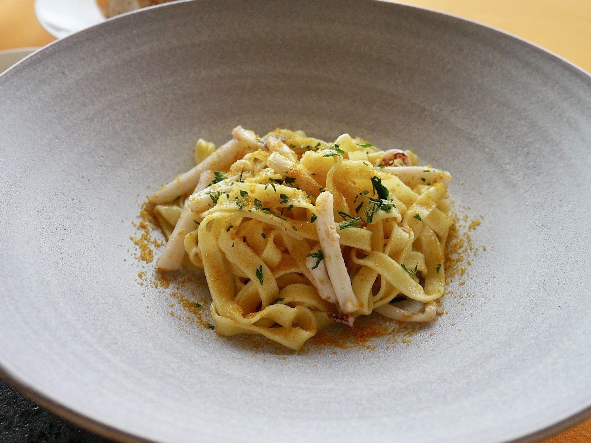 イカとボッタルガのタリアテッレ 能登いしる風味