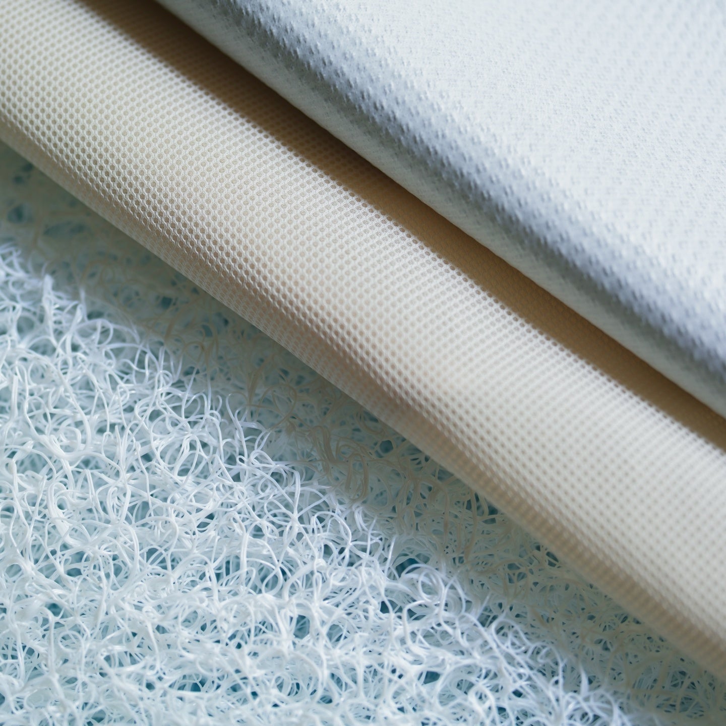 ブレスエアー ® を使用した屋外用クッションの中身