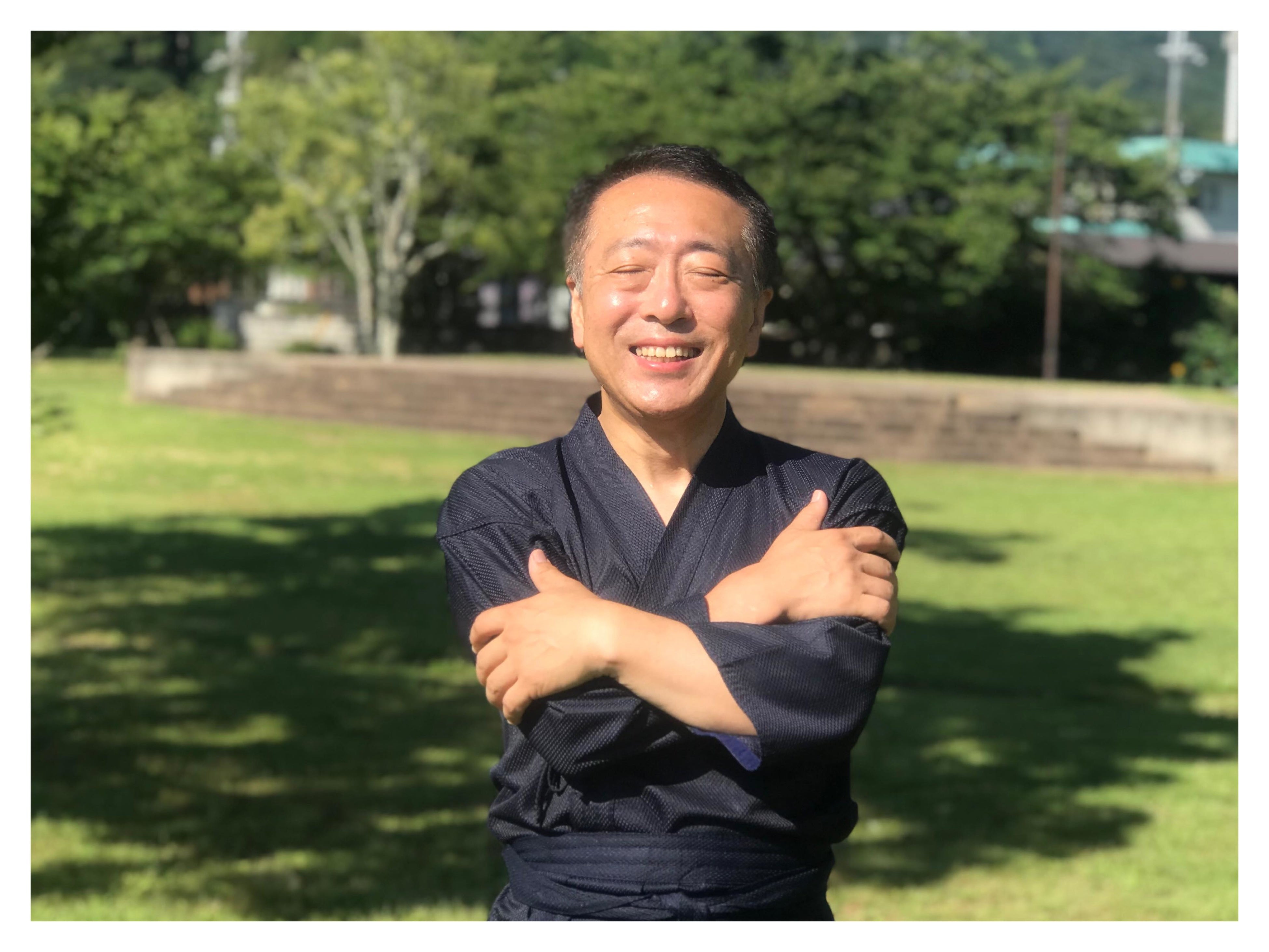 スポーツの前にセルフハグ