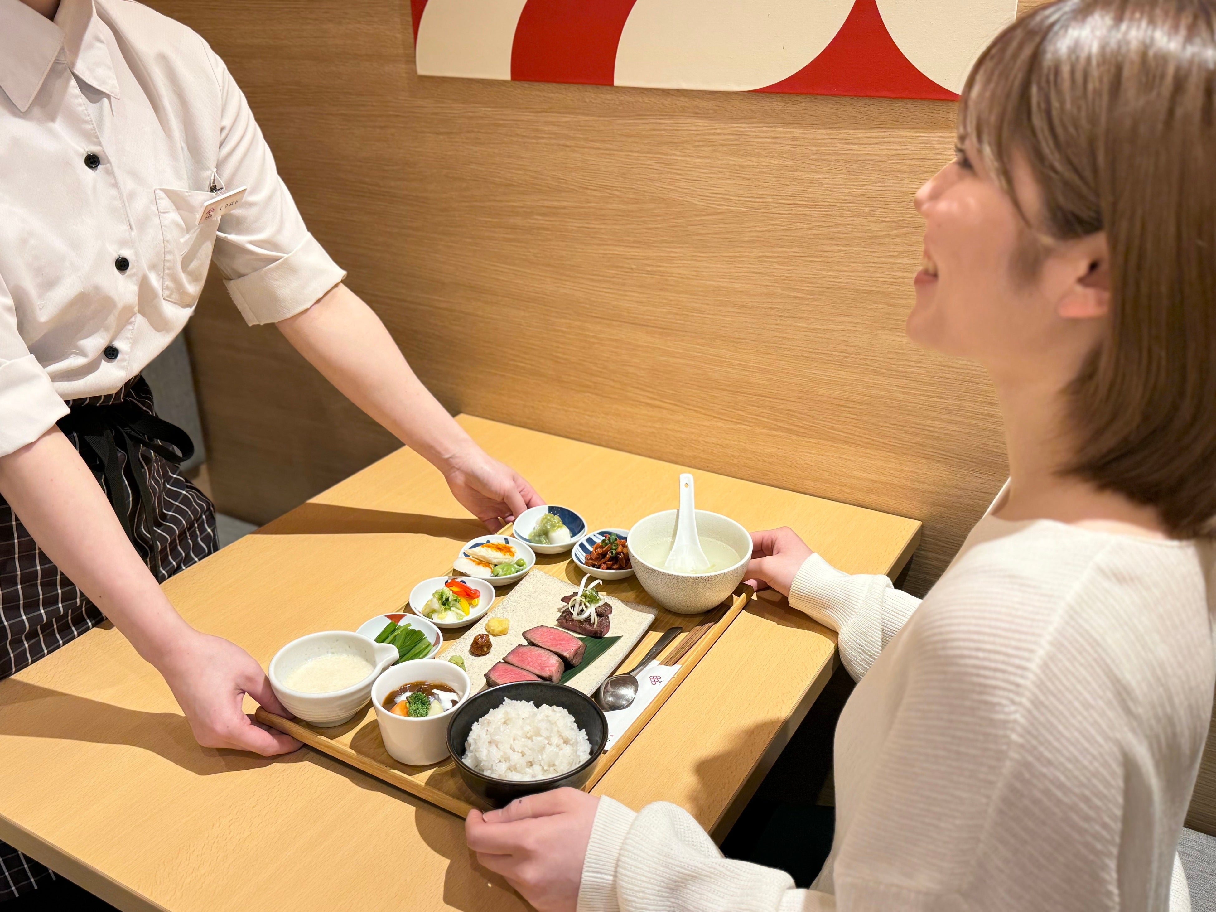 スタッフとの会話も楽しんで