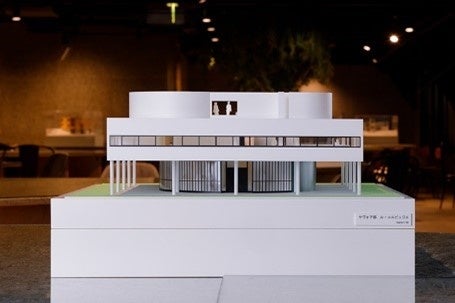 ※１サヴォア邸　Villa Savoye（ル・コルビジェ）