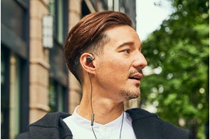 NTTの新技術を搭載、次世代音響デバイス「パーソナルイヤースピーカー」が8月15日(月)から「蔦屋家電+」(東京都世田谷区)で展示スタート