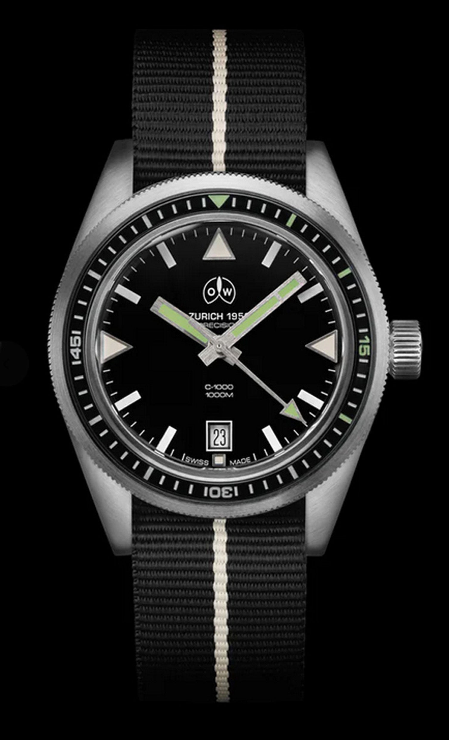 R*B様 ダイバーズウォッチ　ジャンク品 Ollech&Wajs 伝説のダイバーズウォッチ誕生60周年記念モデル 2つの