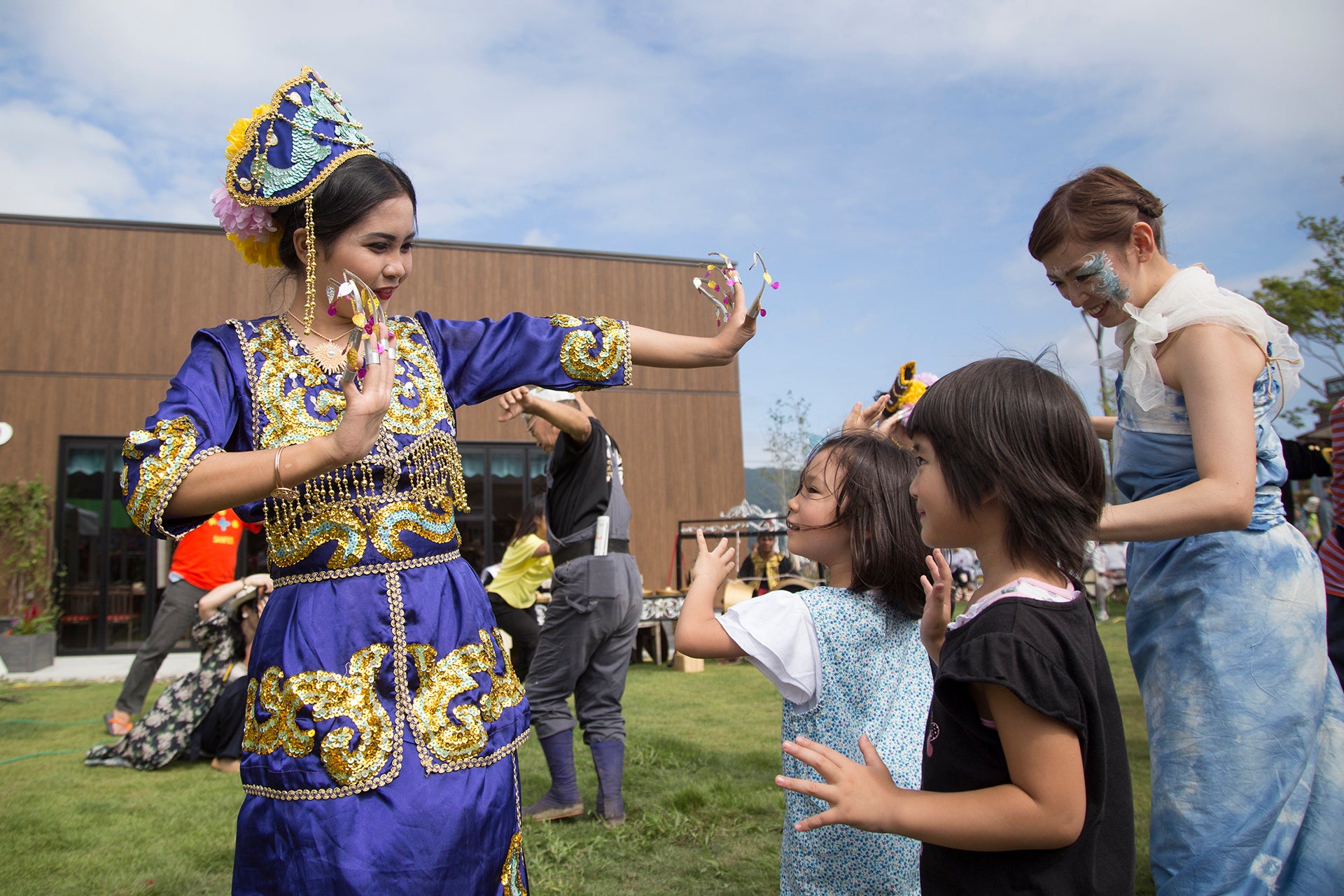 ▲三陸国際芸術祭2017　バジャウ族伝統舞踊（マレーシア）