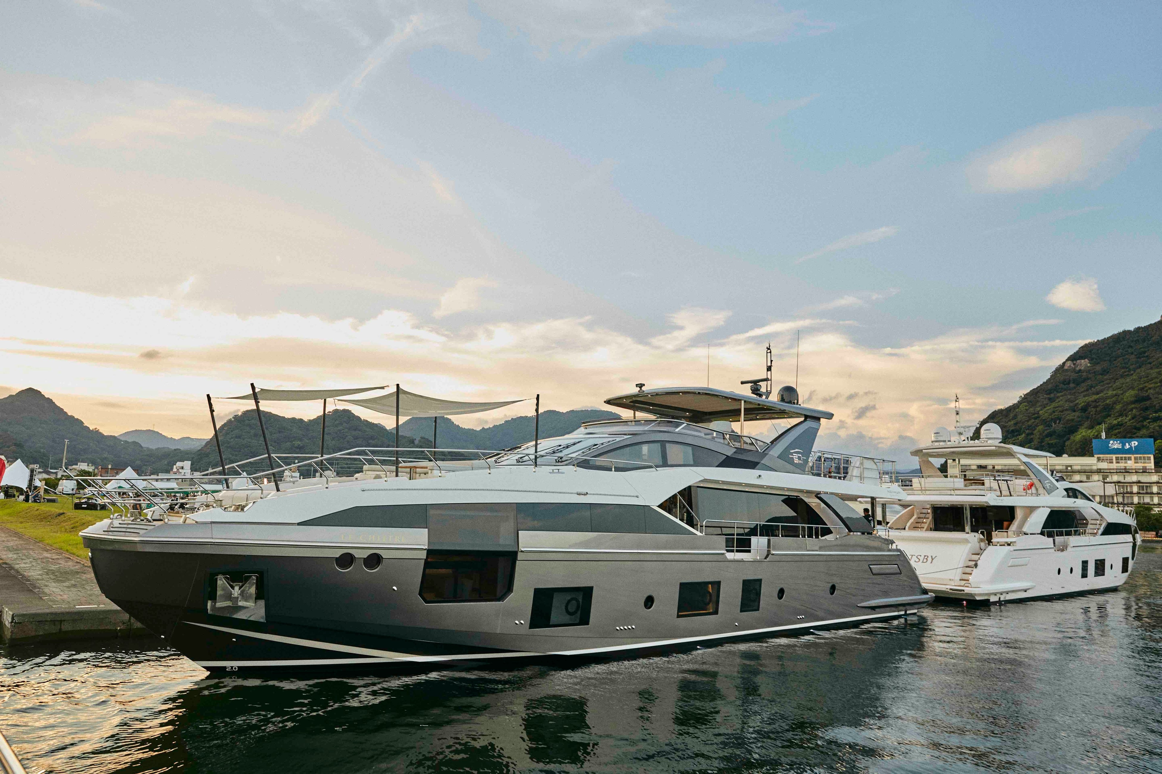 Azimut Grande 27M