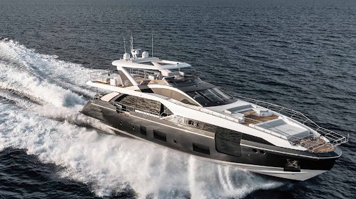 イタリアラグジュアリークルーザーの最高峰 Azimut Yacht