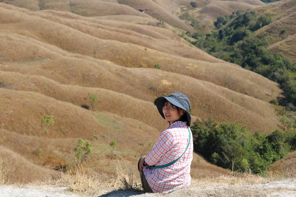 事務局長:古賀麻美 荒地の広がるスンバ島にて