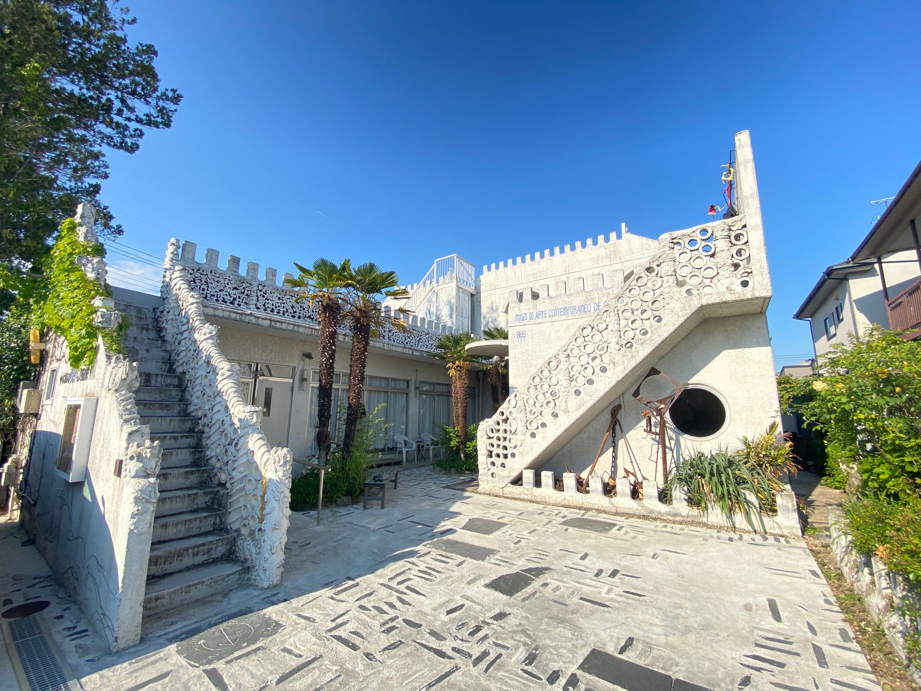 会場の中本誠司現代美術館