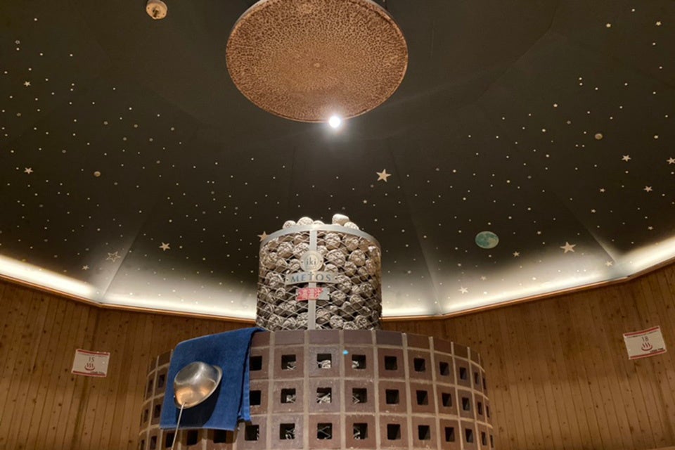 ロウリュウサウナ