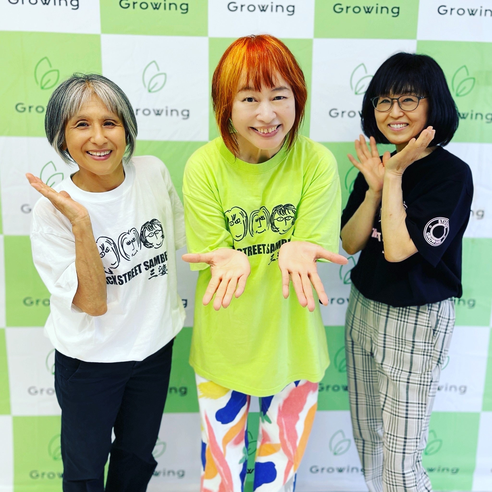 写真左から ケイコ（71）ヒロミ（65）ミチヨ（67）