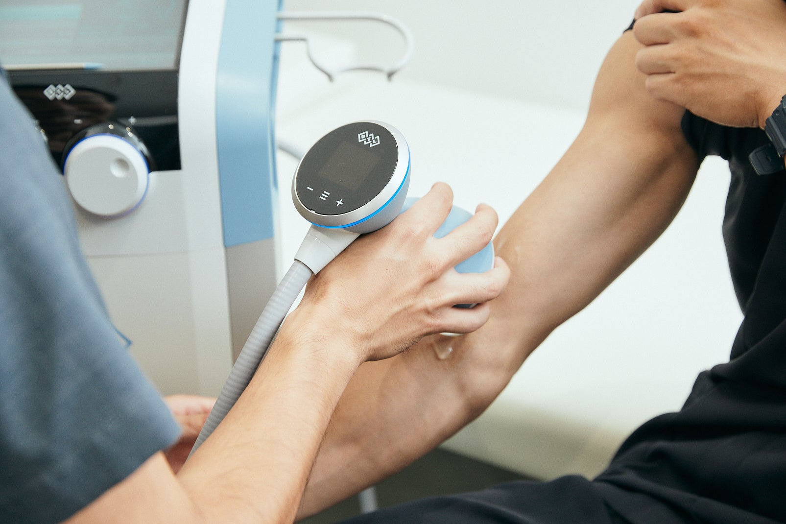 様々な部位に適応する体外衝撃波