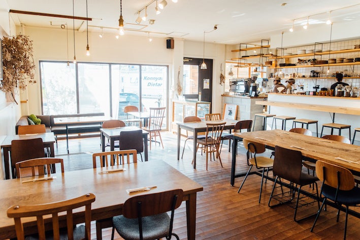 ナナツモリ店内