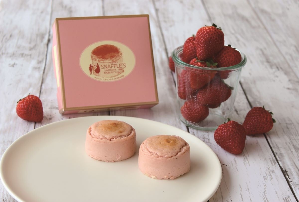 【函館】函館洋菓子スナッフルス「めん恋いちごオムレット」