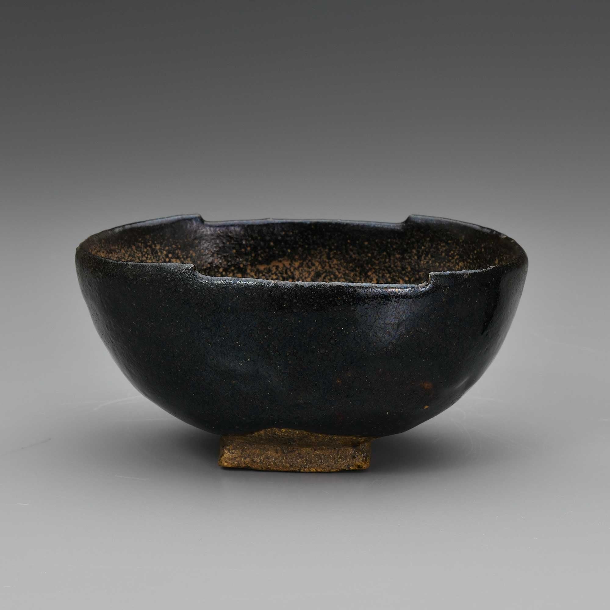【茶道具】ノンカウ作 筆洗形黒楽茶碗　道入（ブース1-21　髙野万洋堂）