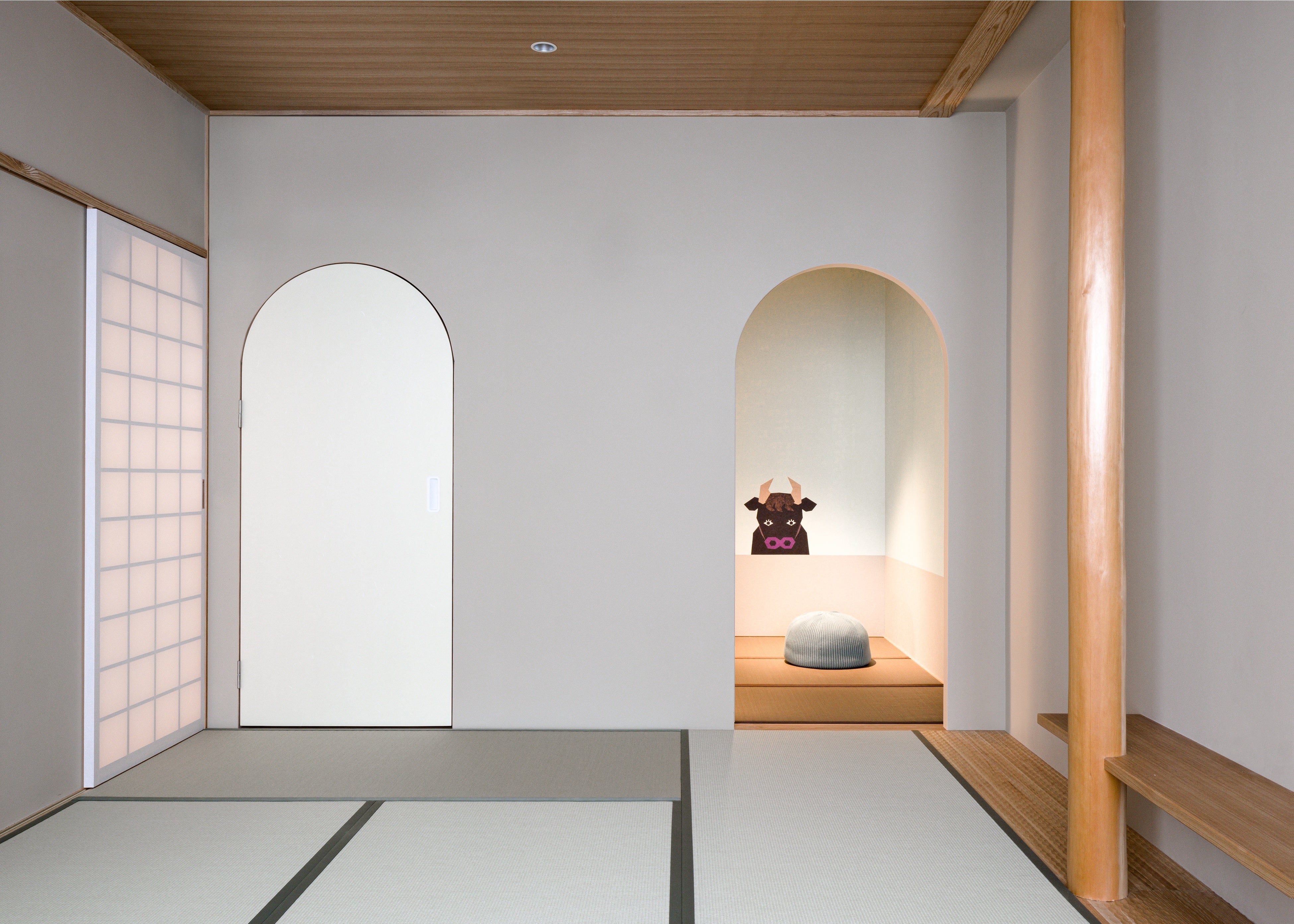 温泉をイメージした空間で寝室としても使用可能