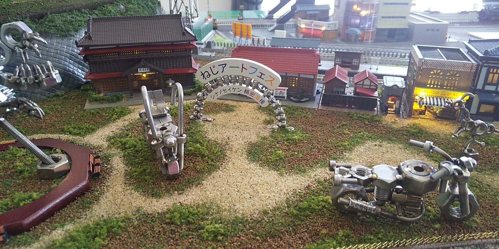 精密溶接で作ったねじアート