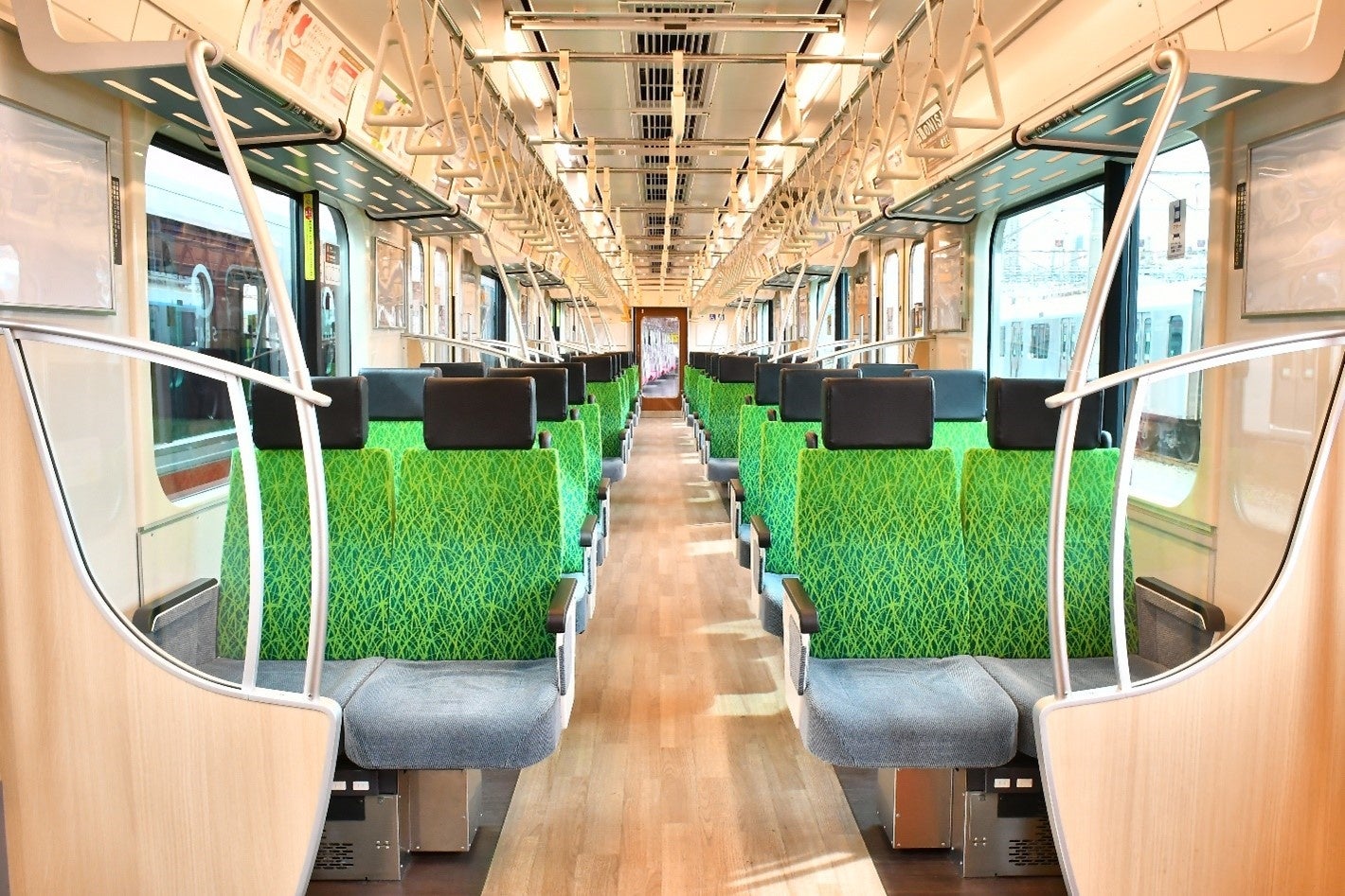 【鉄道サボ】（表）急行　おくいず　指定席　東京−伊東（裏）急行　伊豆　指定席 Yahoo!オークション -「伊豆」(行先板、サボ) (廃品、放出品)の
