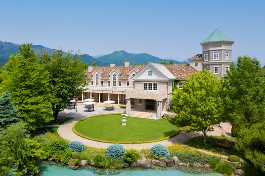 日本生まれのヘアケアブランド「ラ・カスタ」誕生30周年記念セレモニーを4/19(日)開催。 日本生まれのヘアケアブランド「ラ・カスタ」誕生30周年記念セレモニーを4/19(日)開催。