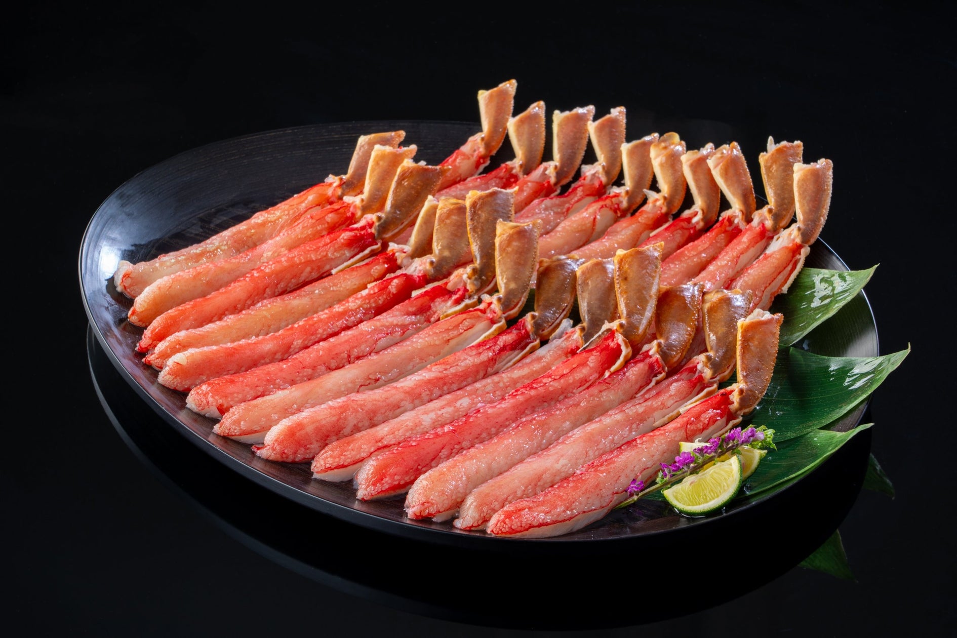 【新商品】ねっとり焼き芋が、サクッと香ばしいおせんべいに!大阪催事で200袋販売した新商品が実店舗に登場!