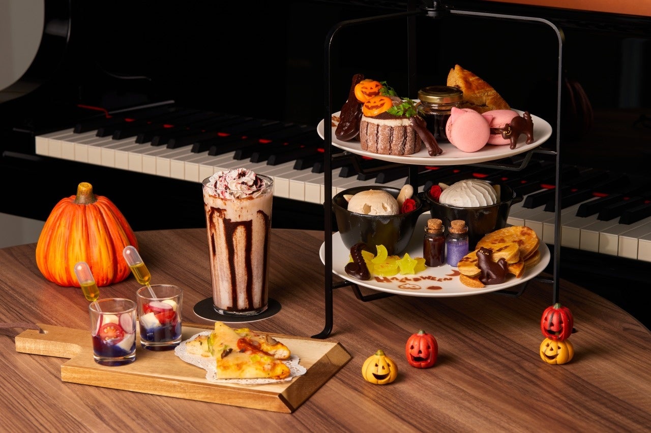 子猫たちのハロウィンアフタヌーンティー