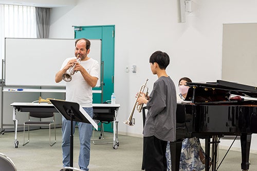 第28 回浜松国際管楽器アカデミー＆フェスティヴァル　レッスン風景（中高生コース）　イエルーン・ベルワルツ氏