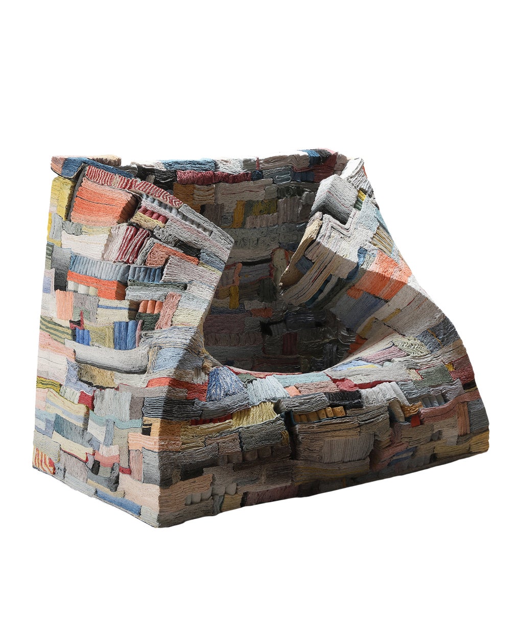 ロエベ、LOEWE FOUNDATION Craft Prize 2026 大賞と特別賞を発表:現代クラフツマンシップの革新に光を当てる