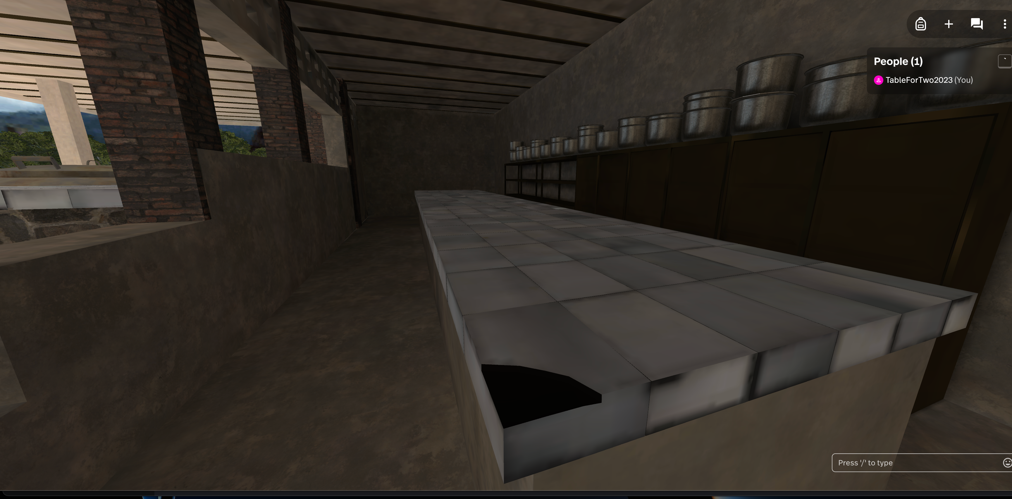 ▲長い年月愛用され、一部タイルの剥がれた調理台