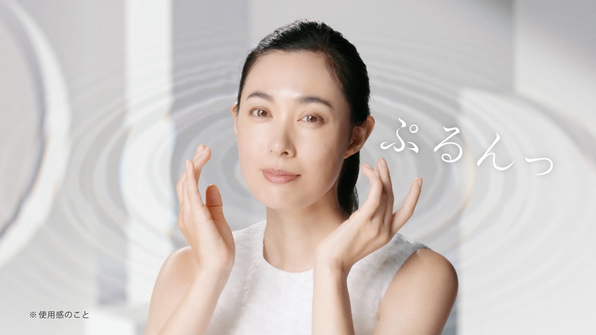こちらのCMストーリー画像の二次使用はご遠慮ください。 画像をご希望の場合はグラフィック媒体用をご提供します。