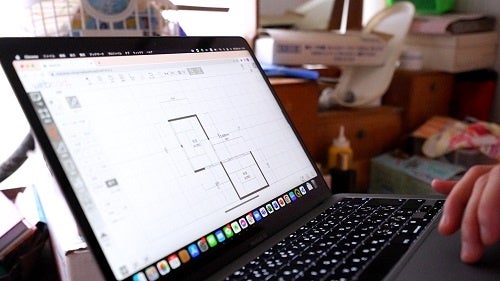 古い家は間取りデータがないことが多く、梅原さんが手作業で作成している