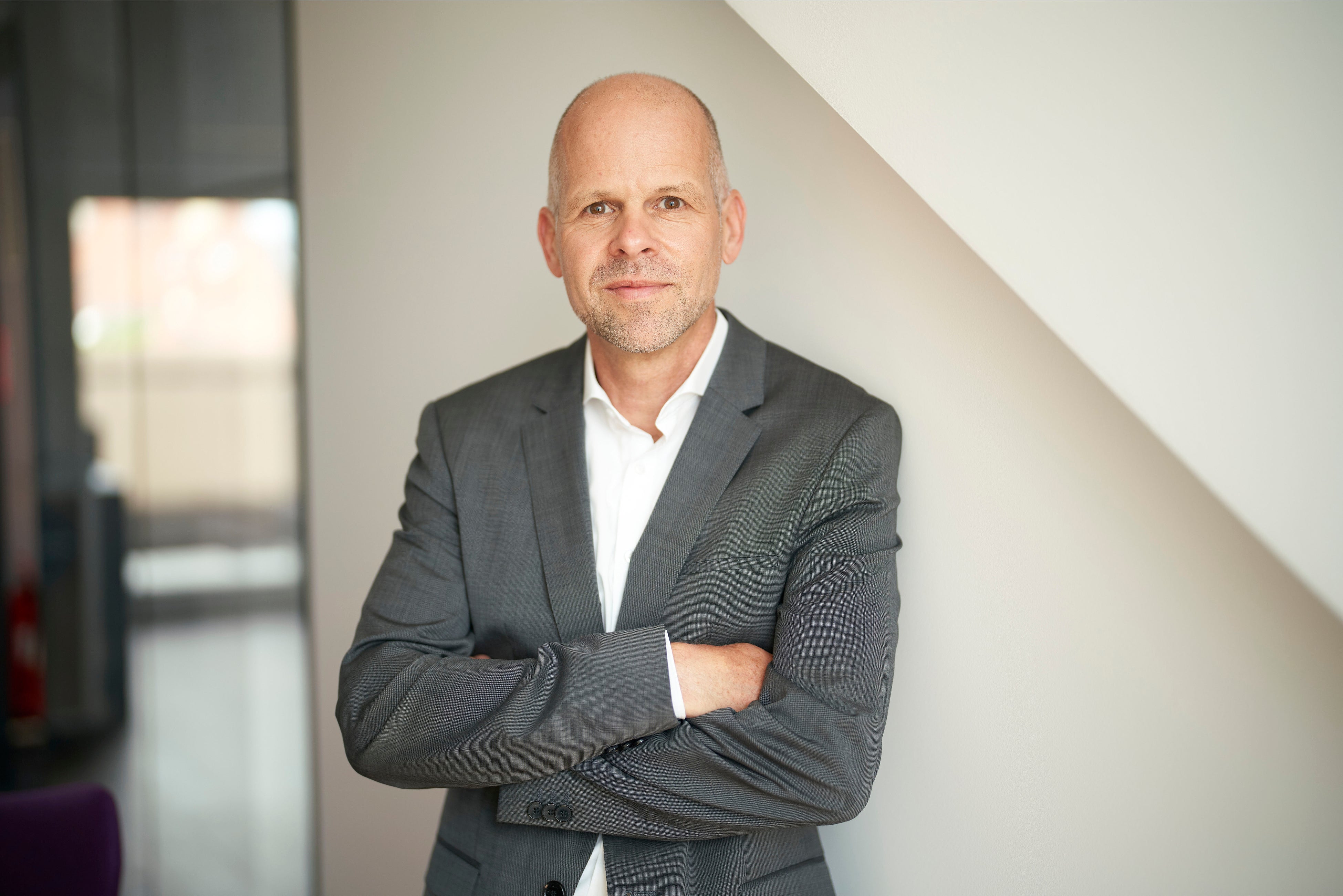 Dr. Adrian Keppler氏