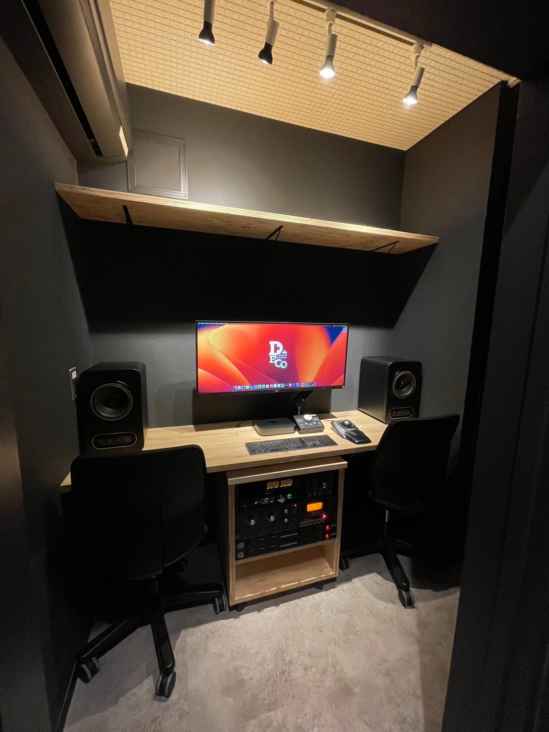 レコーディングルーム