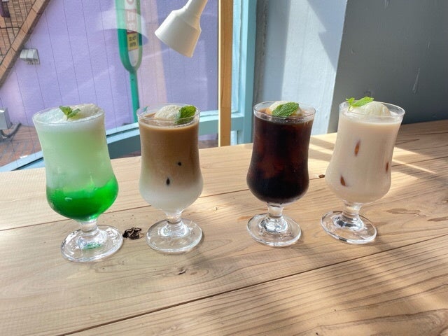 全部で9種あるフロートは、 ランチタイムやカフェタイムも大人気