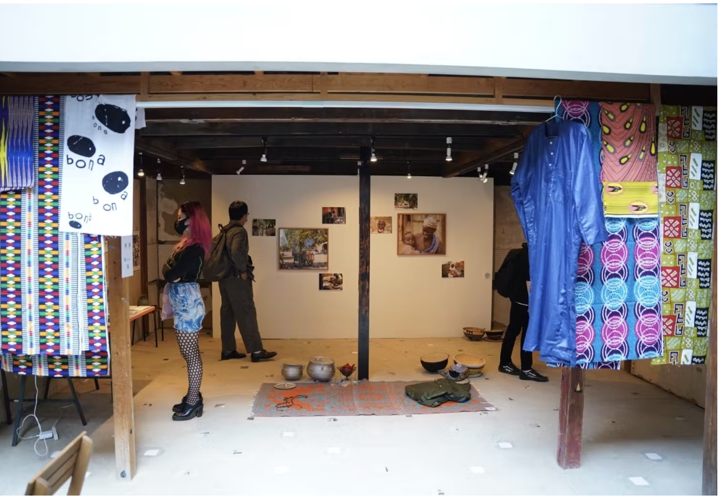 スタートの地となった、三木さんの地元・京都の「Kumagusuku」での展示