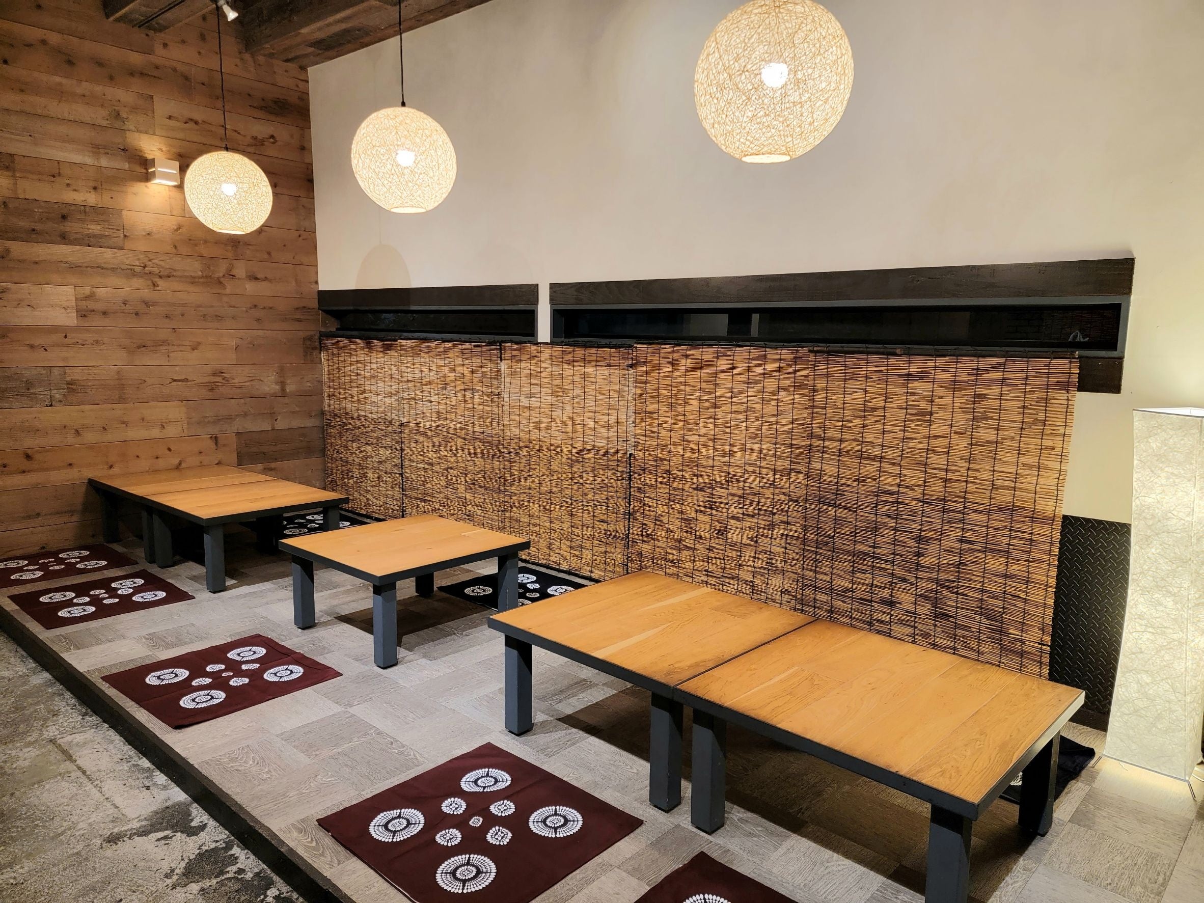 鰻の成瀬　店内の様子