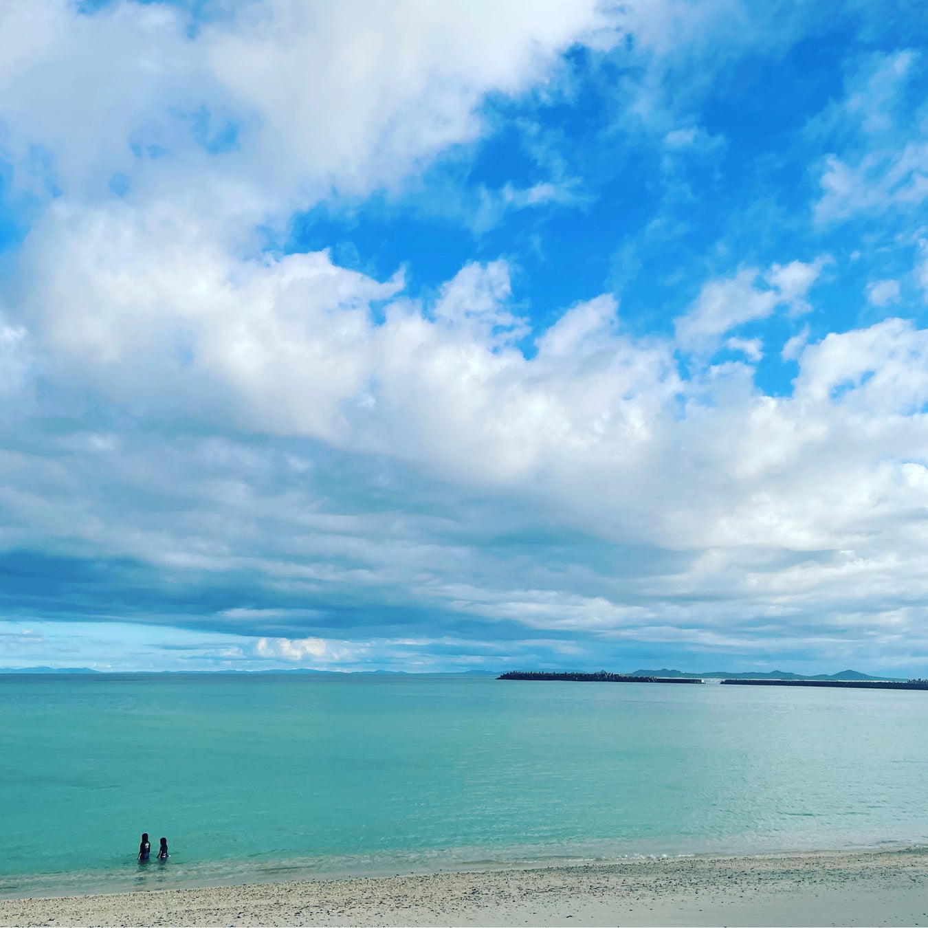 前泊公民館前のビーチ