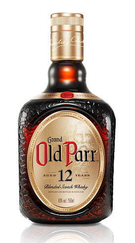 溶けない氷で、味わい続く「オールドパー 12年」と黄金に輝く