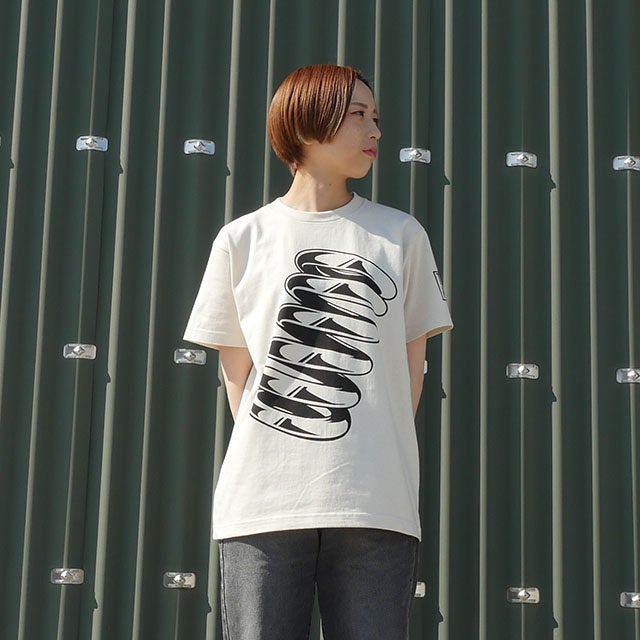 村田のバネのTシャツオフホワイト