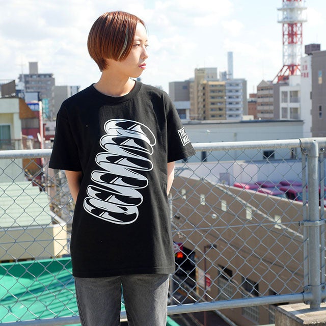 村田のバネのTシャツ・ブラック
