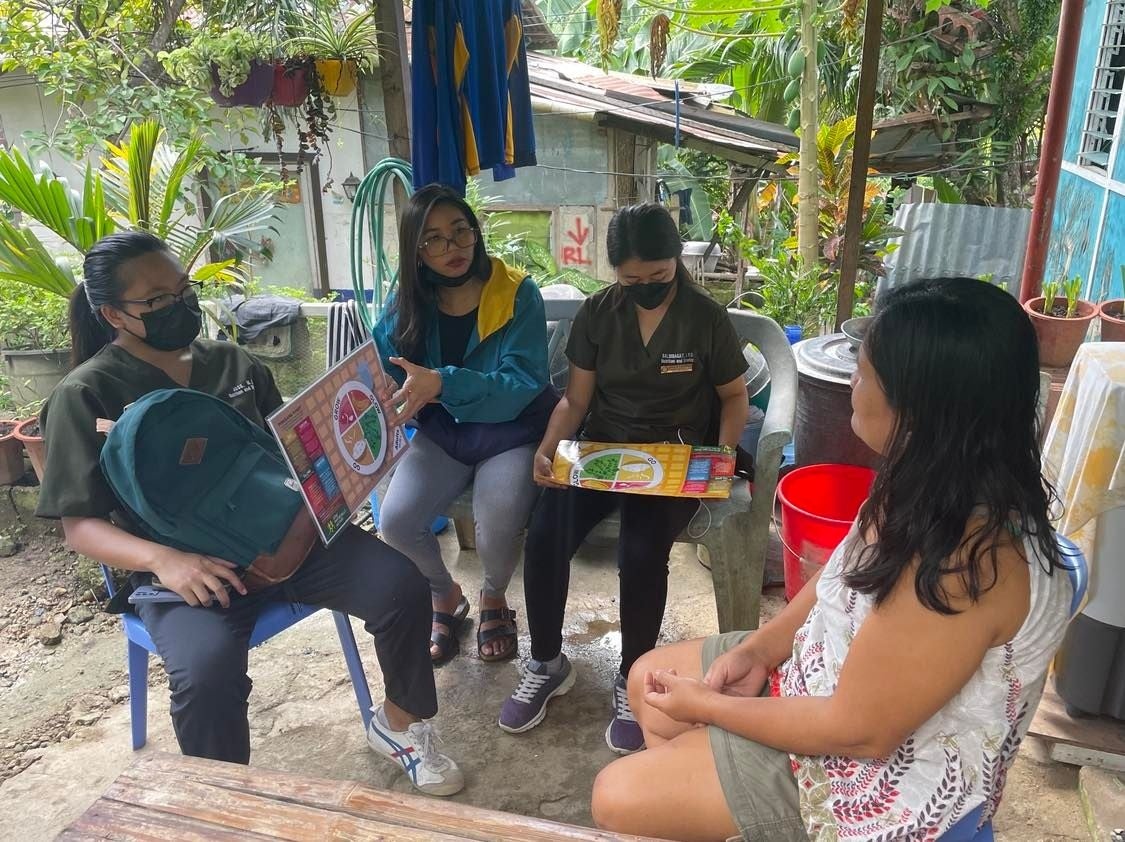 セブ医科大学の学生による栄養指導