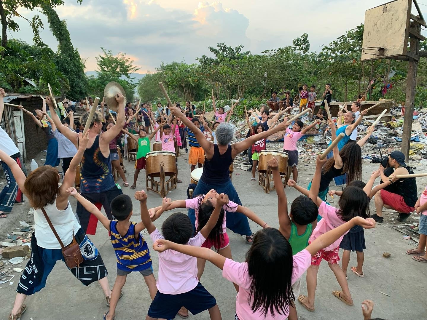 和になって演奏